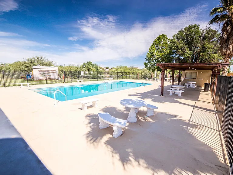 4409 Plaza Vis #B — Photo 25
