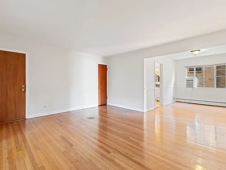 1539 Monroe Ave #1 — Photo 6