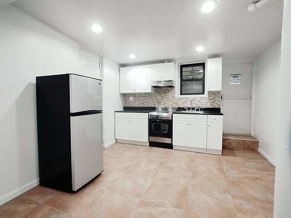3rd image of 132 N 1st St #19