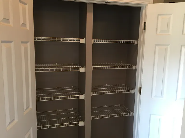 6075 Pattingham Dr — Photo 15