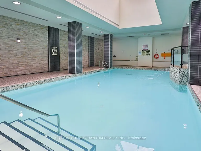 310 Burnhamthorpe Rd W #1602 — Photo 35
