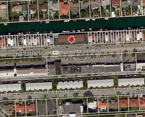 1st image of 2185 NE 123rd St APT 211
