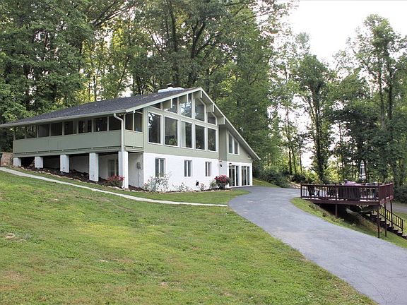 2nd image of 15416 Monticello Dr
