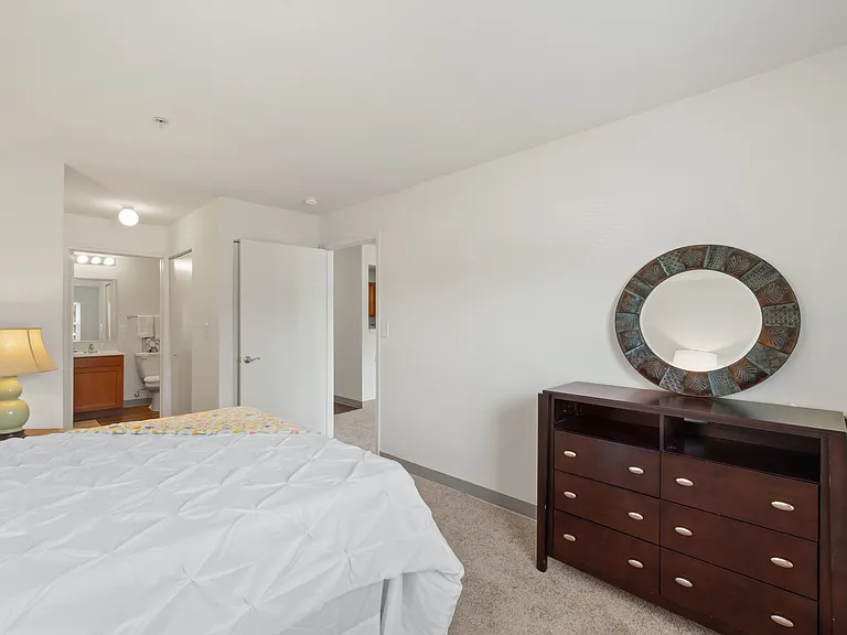 Woodside Village 55+ Apartments — Photo 18