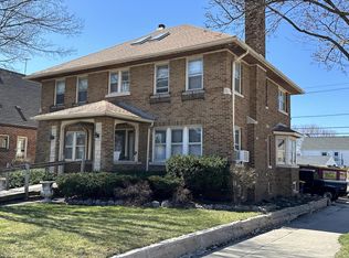 903 S 76th St, West Allis, WI 53214