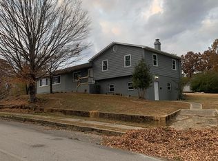 836 5th St, Etowah, TN 37331