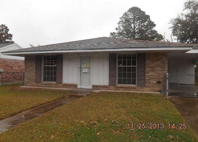 1st image of 110 Faculty Dr