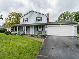 935 Moseley Rd, Fairport, NY 14450