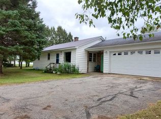 103 Highview Dr, Iron River, MI 49935