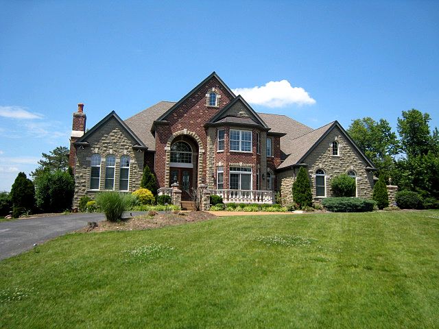 1st image of 33 Chapel Hill Est