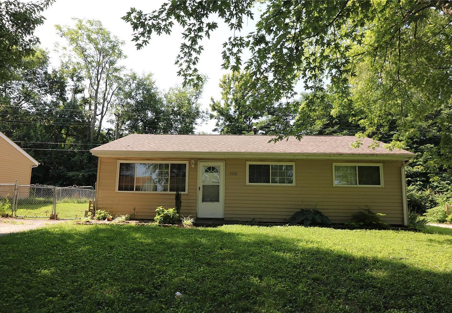 8840 Parkdale Dr, Caseyville, IL 62232 Zillow