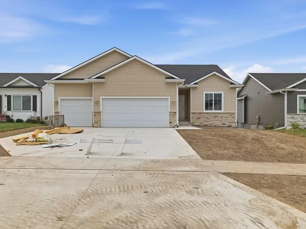 1766 Tuscany Dr SE, Altoona, IA 50009