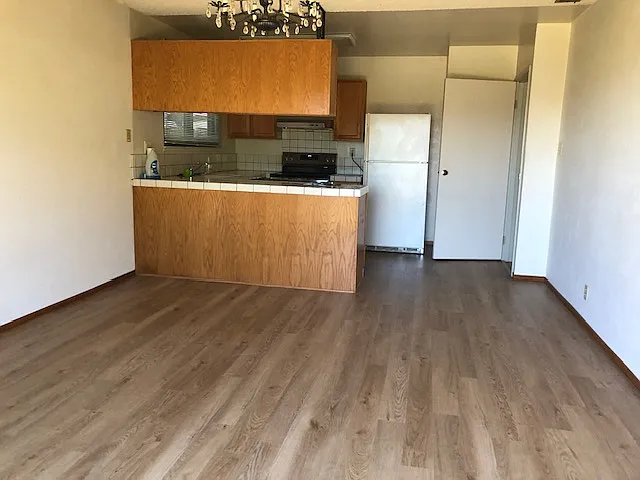 623 Gellert Blvd — Photo 5