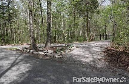 Private Drive Entrance