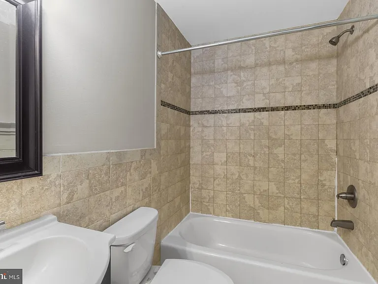 704 Alter St #D — Photo 19