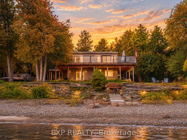 4664 Northwoods Dr, Ottawa, ON K0A 3M0