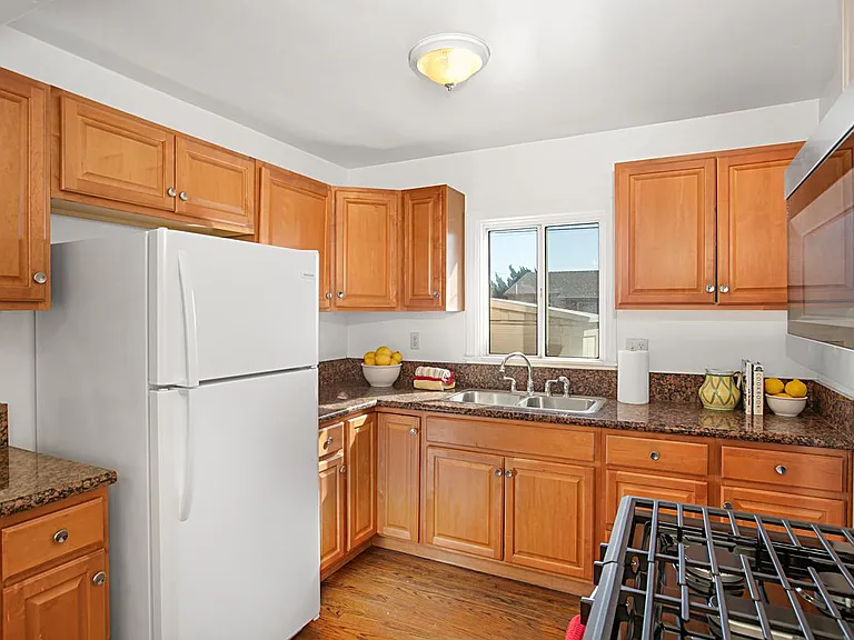 3004 Fairmount Ave — Photo 11