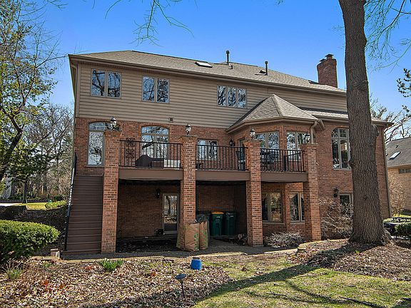 2nd image of 1396 Notre Dame Dr