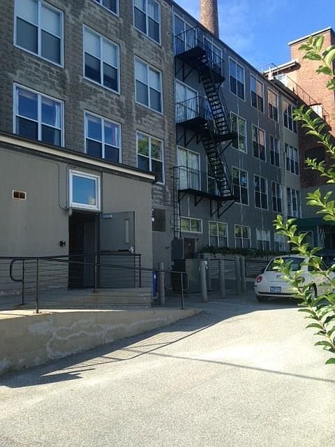 1st image of 404 Roosevelt Ave #501U