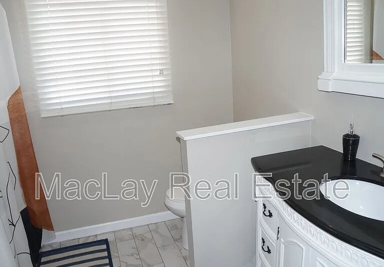 1732 E Hermosa Dr — Photo 10