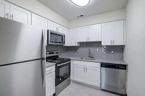 Tory Estates Apartment Homes Photo 1