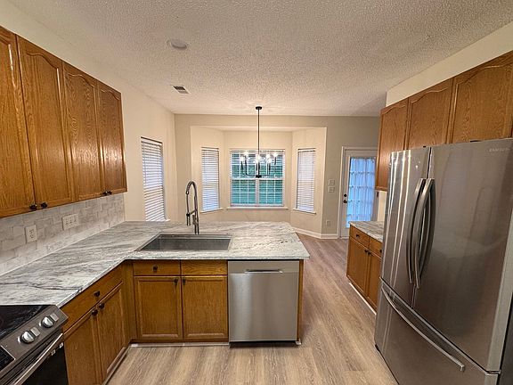5th image of 1958 Wilrose Pl