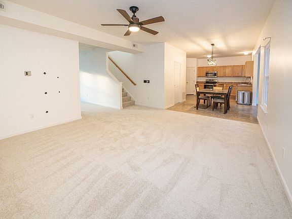 3rd image of 557 Panzeretta Dr