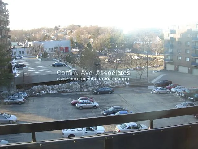 245 Main St #31 — Photo 3