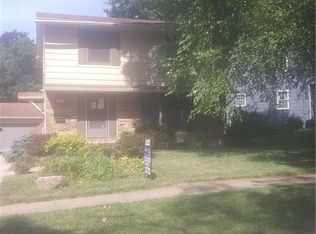 2706 54th St, Des Moines, IA 50310