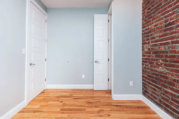 Rented by Nooklyn NYC LLC | media 27