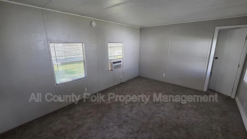 2 bed, 1.5 bath, 648 sqft, $995 — Photo 4