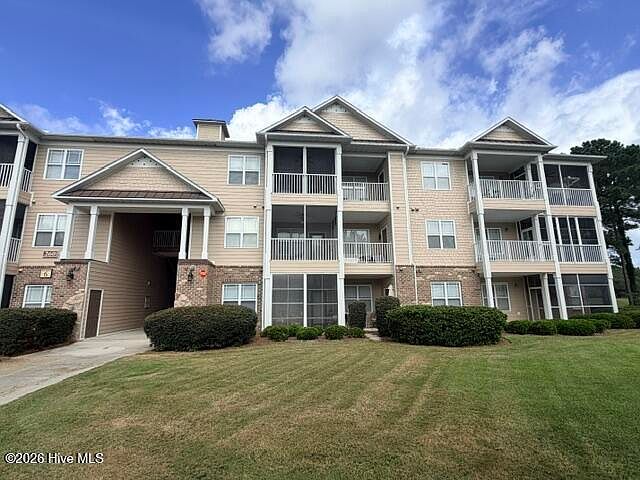 1st image of 260 Woodlands Way Unit 2