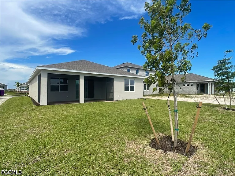 417 Coral Reef Pl — Photo 11