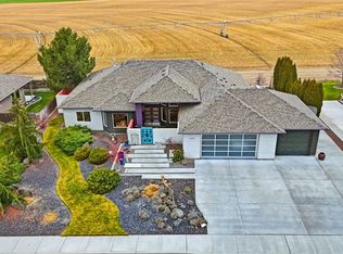 1939 Sunshine Ave, West Richland, WA 99353