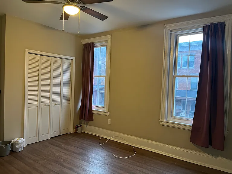 2255 N Park Ave #2A — Photo 4