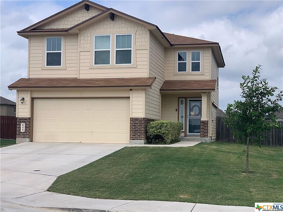 1st image of 844 Foxfire Dr