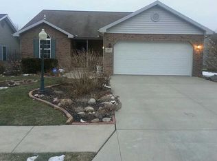 205 S Ivy Wood Dr, Muncie, IN 47304