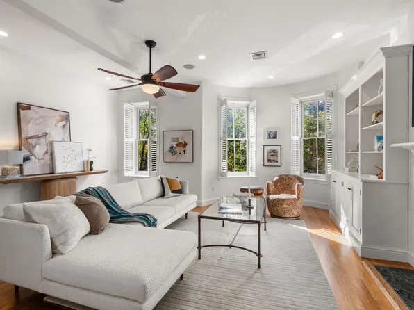 85 Dartmouth St #Penthouse, Boston, MA 02116