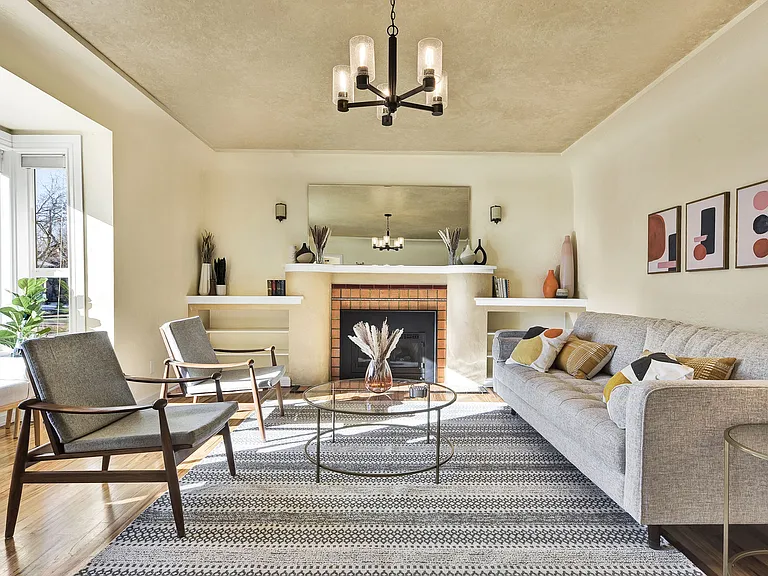 2306 W Madison Ave — Photo 6
