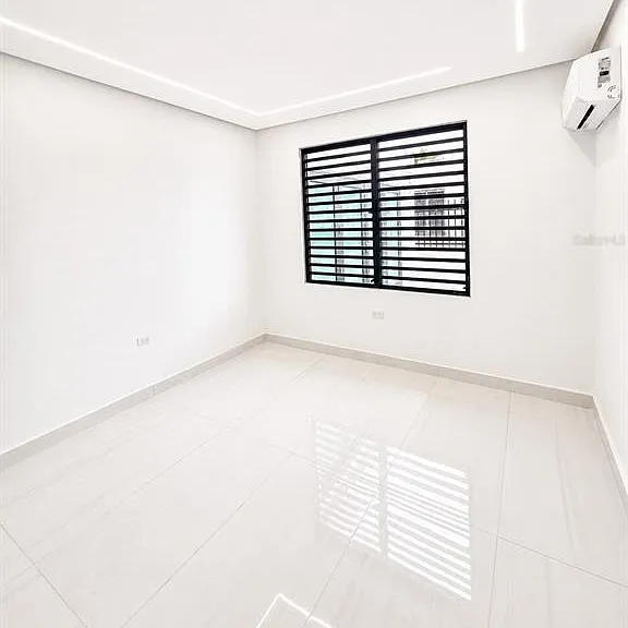 Santa Teresita 2204 Mcleary St — Photo 13
