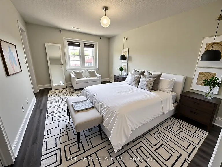 67 Sprucedale Way E — Photo 3