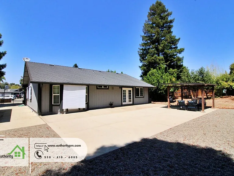 3591 Adams Ln — Photo 30