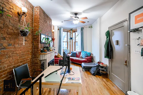 Rented by Highline Residential | media 4