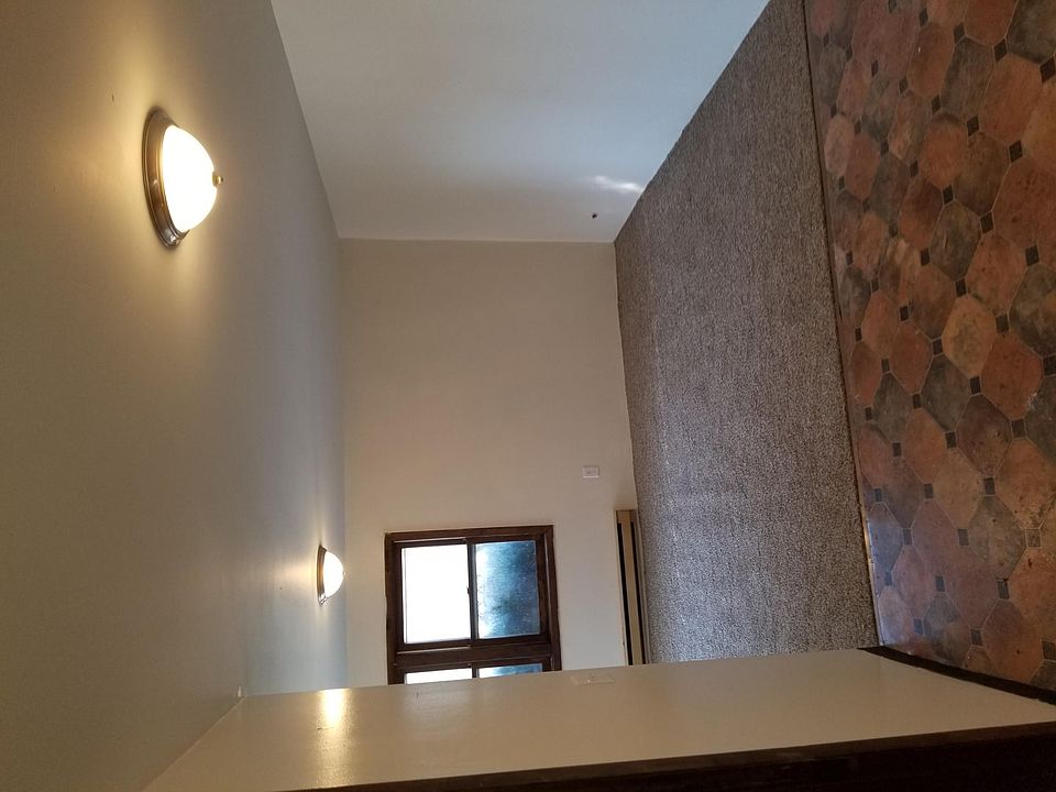 2nd image of 402 Broadway APT 1F