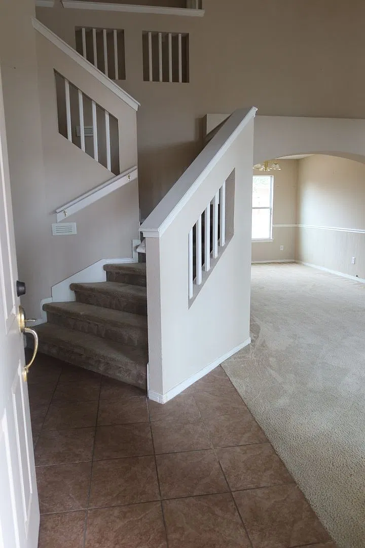 14233 Smokey Point — Photo 3