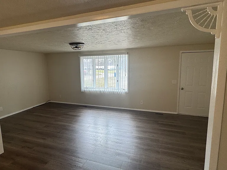 5405 Plantation Dr — Photo 8