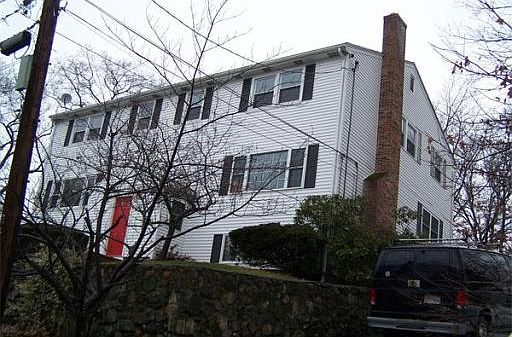 2nd image of 122 Eastern Ave #122