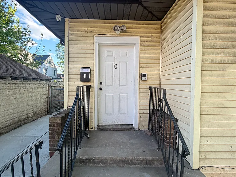 10 Tillinghast St #2 — Photo 1