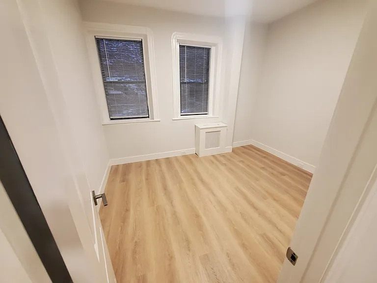 24 Phillips St #3 — Photo 8