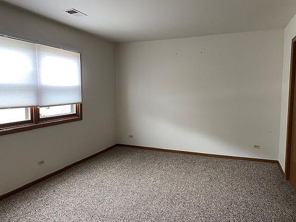 4th image of 160 N Cedar St APT 1B